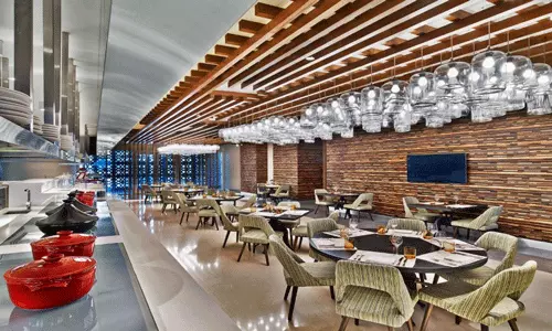 هتل وی کوریو کالکشن بای هیلتون دبی هتل وی کوریو کالکشن بای هیلتون دبی